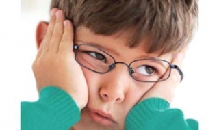 小孩眼睛近视了怎么办 小孩眼睛近视了怎样才能恢复