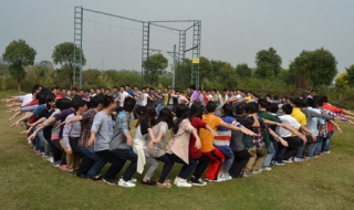 适合集体玩的游戏 适合集体玩的游戏室外无道具