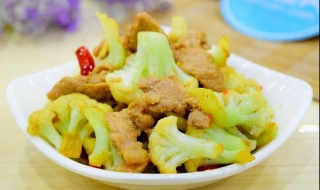 花菜炒肉的做法步骤是什么（花菜炒肉的做法步骤是什么）