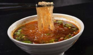 孕妇能不能吃酸辣粉 孕妇能不能吃酸辣粉怀孕三个月