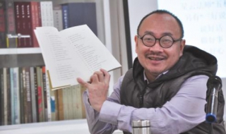 笑容可掬的意思（笑容可掬的意思掬的意思）