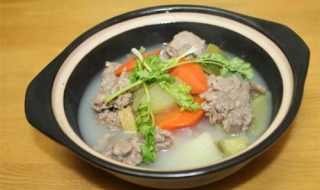 羊肉炖萝卜的做法有哪些步骤（羊肉炖萝卜的做法详细步骤）