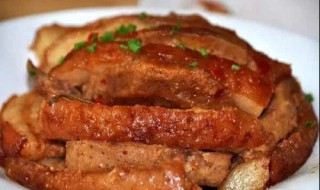 广西脆皮扣肉的做法 广西脆皮扣肉的做法白醋加盐