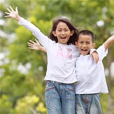 小孩肚子疼是怎么回事 7岁小孩肚子疼是怎么回事