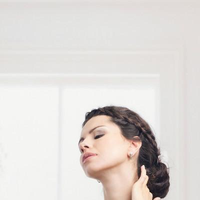 女性脸上长粉刺是什么原因 女人脸长粉刺是什么原因
