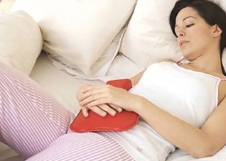 怎样做能缓解女性痛经 怎样做能缓解女性痛经的方法