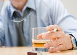 如何辨别是不是患了胃溃疡? 胃溃疡与什么鉴别