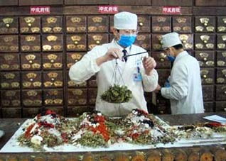 痔疮治疗需注意对症下药（痔疮的治疗方案及注意事项）