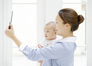 新生儿肺炎如何家庭护理（新生儿肺炎如何家庭护理诊断）