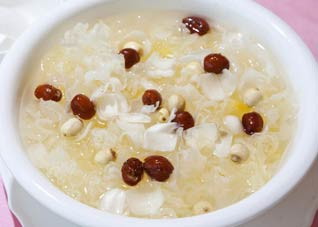 煨莲子汤做法 煨莲子汤做法视频