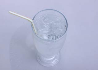 数九寒天早晨不宜吃四种食物（冬天三九吃什么）