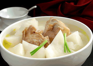 适合用来煲汤的四种食材 适合用来煲汤的四种食材图片