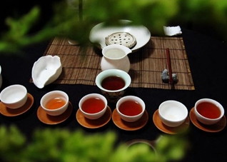 补肝肾药膳食疗方（滋补肝肾食疗方）