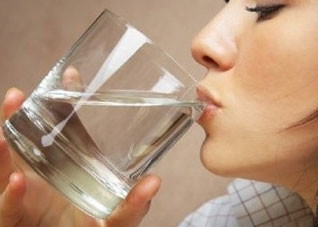 喝白开水减肥苗条不用担心 喝白开水可以减肥不