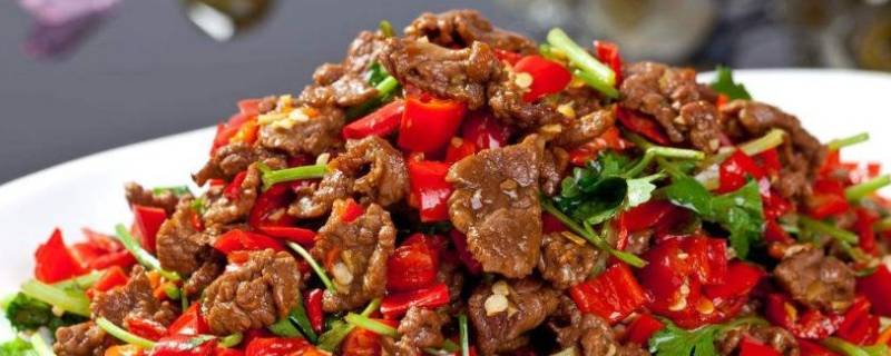 爆炒牛肉怎么炒才不会老（牛肉如何炒才不会老）