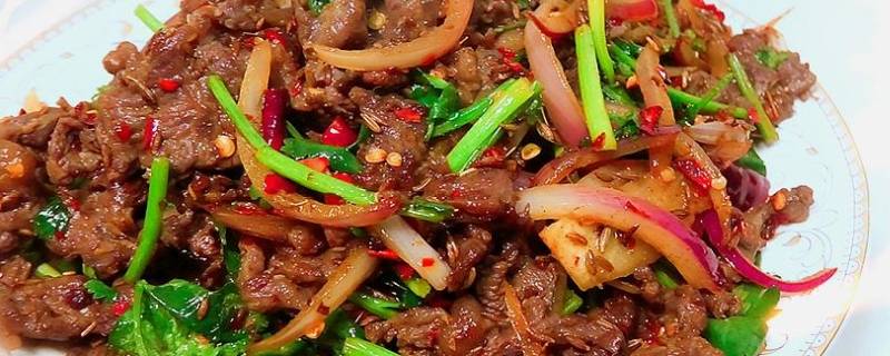 炒冻牛肉怎么做好吃又简单（炒冻牛肉怎么做好吃又简单视频）