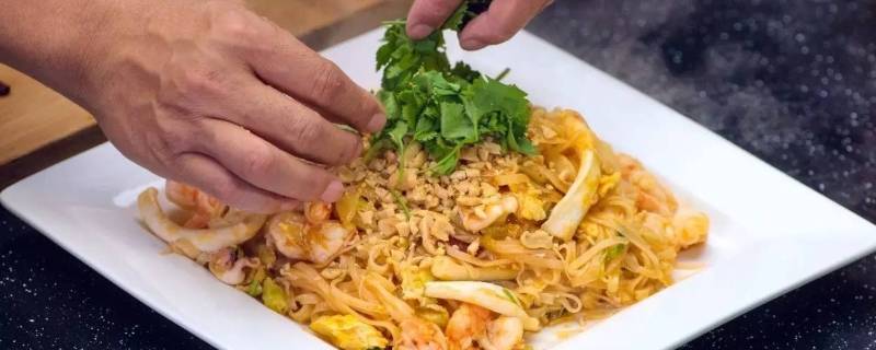 炒河粉怎么不油（炒河粉怎么做不油腻）