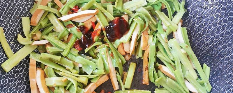 贡菜是什么做的（四川贡菜是什么菜做的）