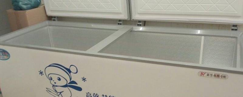 冰柜底下有个塞子干什么用的 冰柜里有一个小塞子是干嘛用的