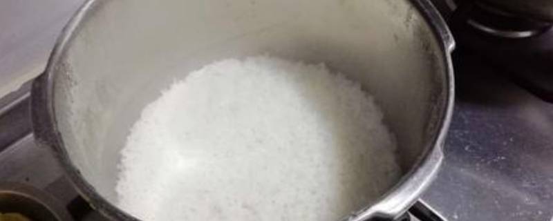 高压锅蒸饭要蒸多久（高压锅蒸饭要蒸多久就好吃了）