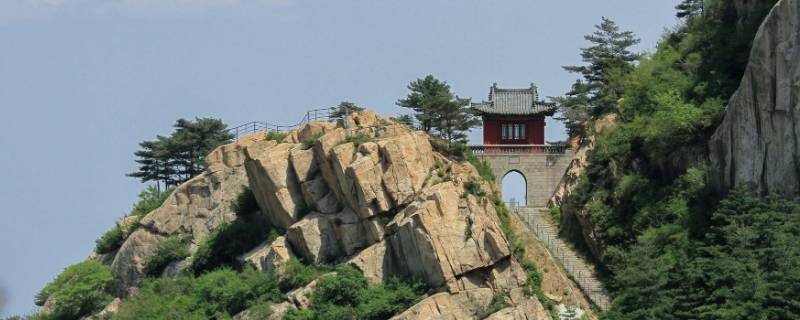 泰山的由来（泰山的由来位置）