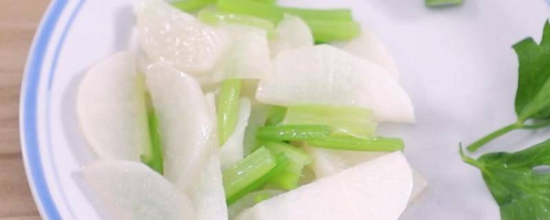 白萝卜怎么炒比较容易熟（白萝卜怎么炒比较容易熟窍门）
