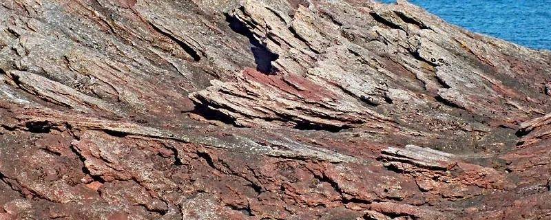砂岩属于什么类岩石 砂砾岩属于什么岩石类