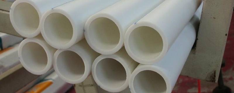 如何排出水管剩余的水（水管里的水怎么排出来）