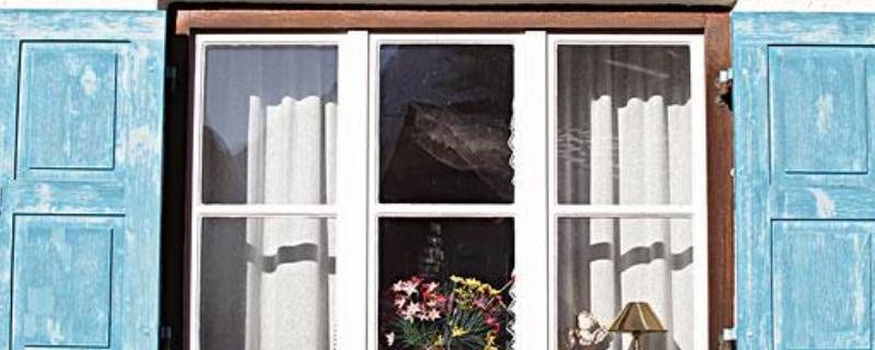 窗户上总有哈气水而且很多怎么办 窗户老有哈气水怎么办