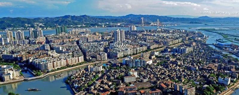 城镇化是什么意思（农村城镇化是什么意思）