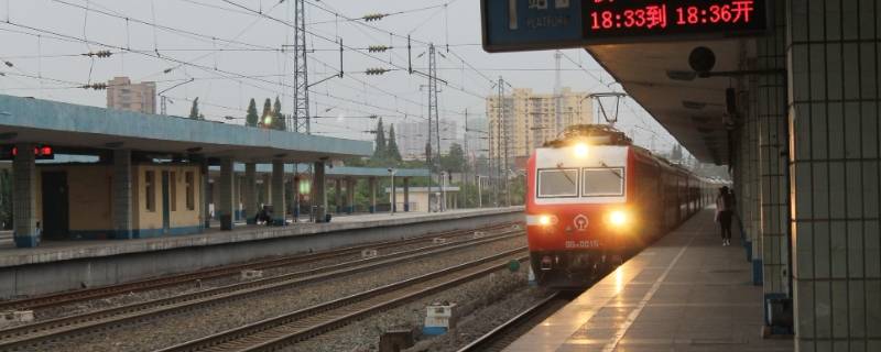 京广线经过哪些城市（京哈京广线经过哪些城市）