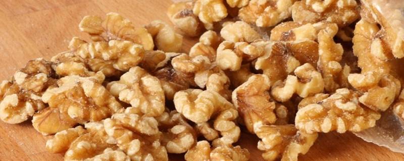 核桃里面有毛毛能不能吃（核桃里面有毛毛能不能吃呀）