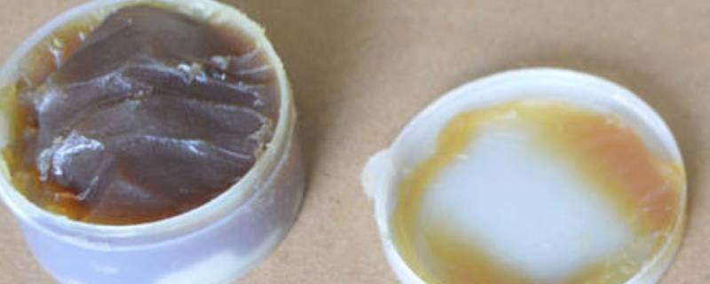 修车的黄油弄到衣服上怎么办 修车的油衣服怎么处理