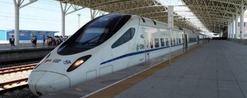 高铁上面有充电的地方吗 高铁里有充电的地方