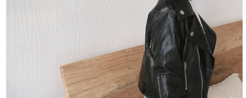 新皮衣有股刺鼻味道怎么去除 皮衣味道太重是不是有毒