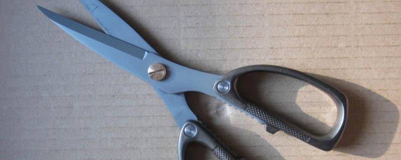 剪刀能带上高铁吗 高铁上剪刀携带标准