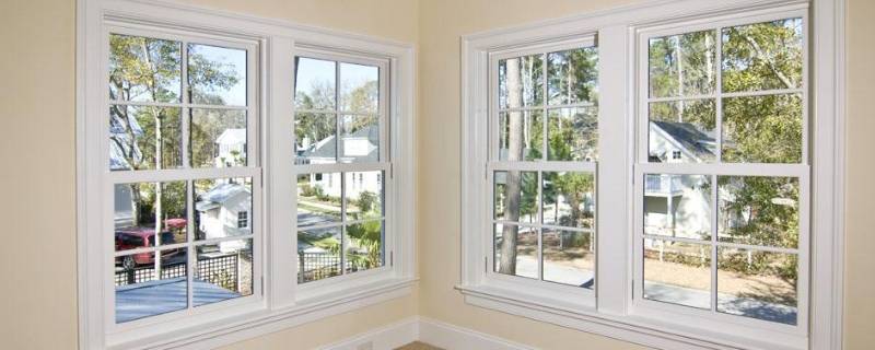 窗户冻冰怎么回事 楼房窗户冻冰