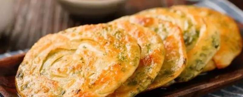 怎样烙油饼好吃又有层松软（怎样烙葱油饼好吃又松软）