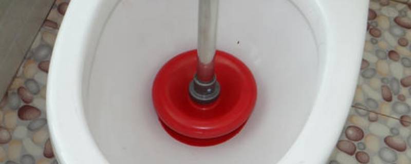 皮老虎怎么疏通马桶（皮老虎怎么疏通马桶管道）