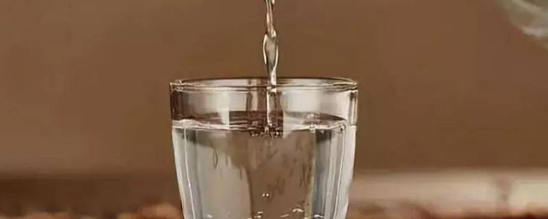 白酒可以代替酒精消毒吗（白酒能代替酒精消毒杀菌吗）