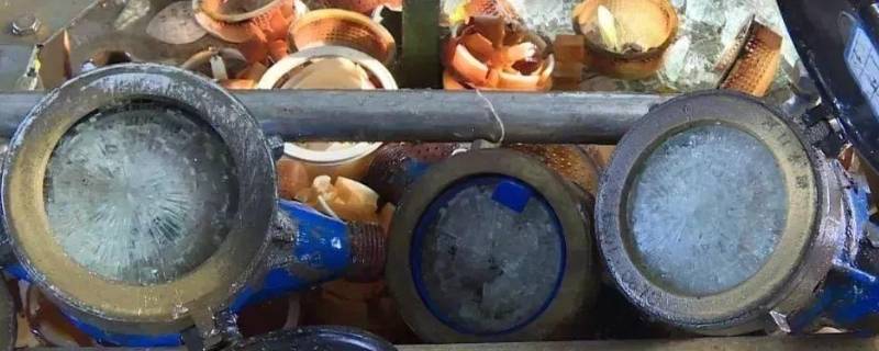 冬天怎么防止水表冻坏 冬天怎么防止水表冻坏怎么烤
