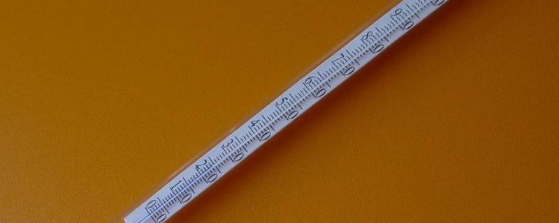 测量水温用什么温度计（测量水温用什么温度计好）