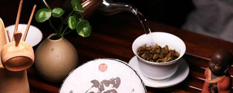 茶水是酸性还是碱性（茶水是酸性还是碱性的）