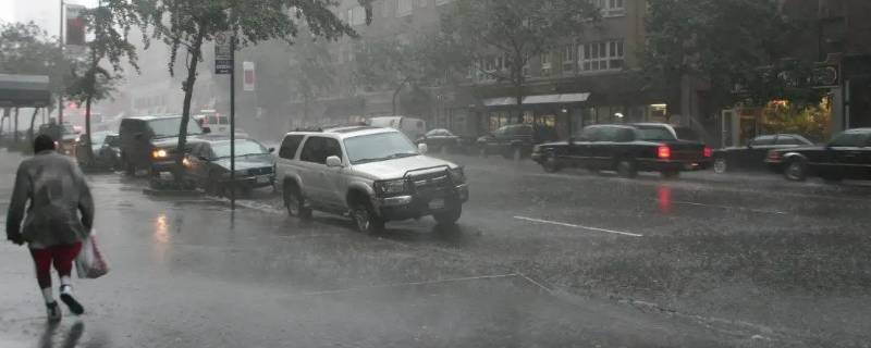 为什么上海冬天一直下雨 上海冬天为什么老下雨