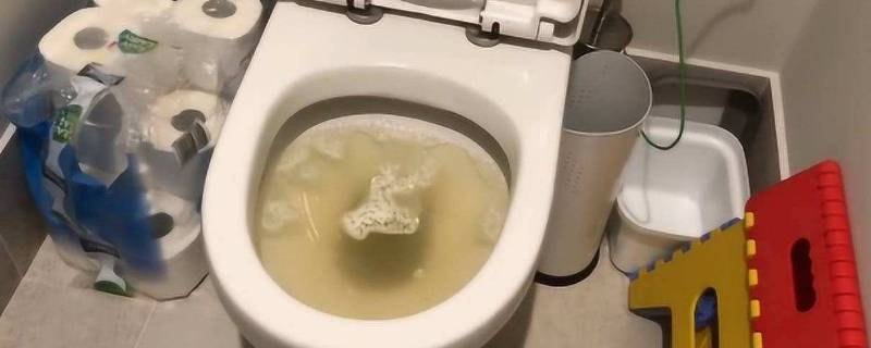 马桶堵住了怎样才能快速疏通 马桶堵了该怎样疏通?