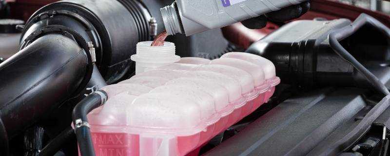 水加酒精能不能防冻（水加酒可以防冻吗）