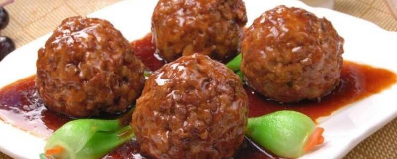 四喜丸子蒸还是煮（四喜丸子是蒸还是煮）