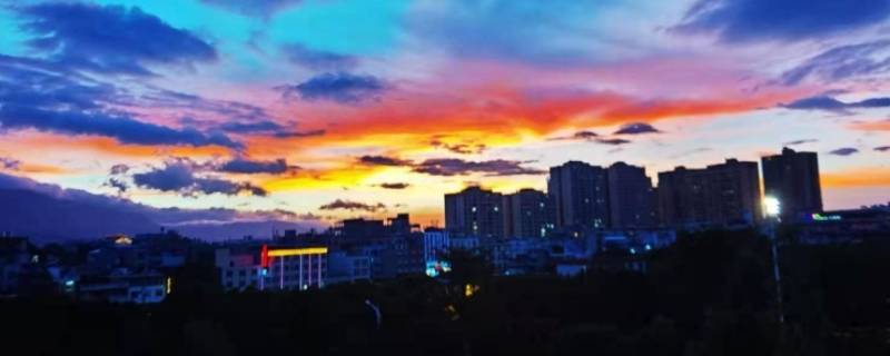 地震光是什么样子的 地震光是什么?