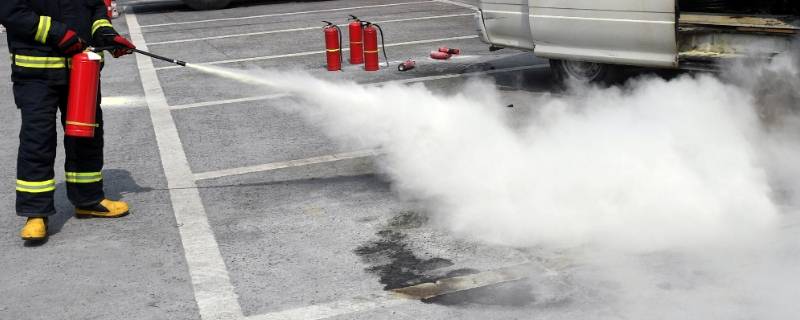 干粉灭火器适用于可燃气体灭火吗 干粉灭火器适用于可燃气体灭火吗对吗