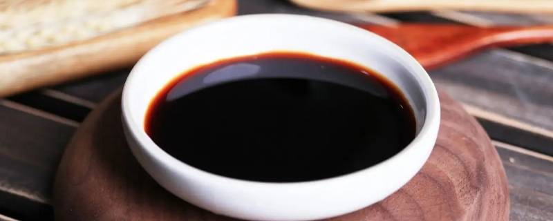 倒酱油咕噜咕噜的原因（倒酱油咕噜咕噜冒气泡）
